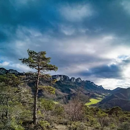 3* Au Pied Du Vercors - 10 Pers Vakantiehuis
